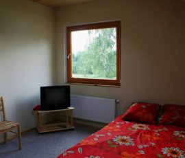 Viesu nams Naktsvijoles